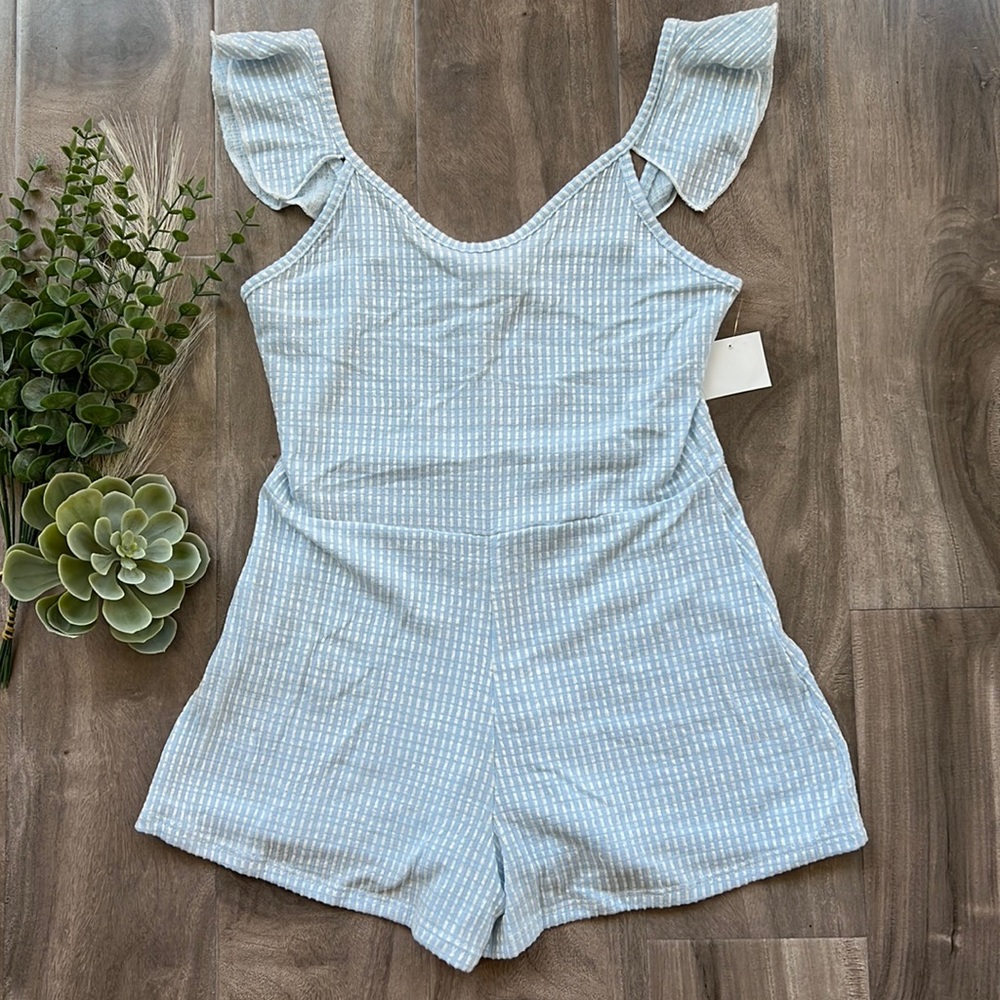 🎁4/$25 - CAUTION TO THE WIND - girls romper shorts - NEW - size 11/12